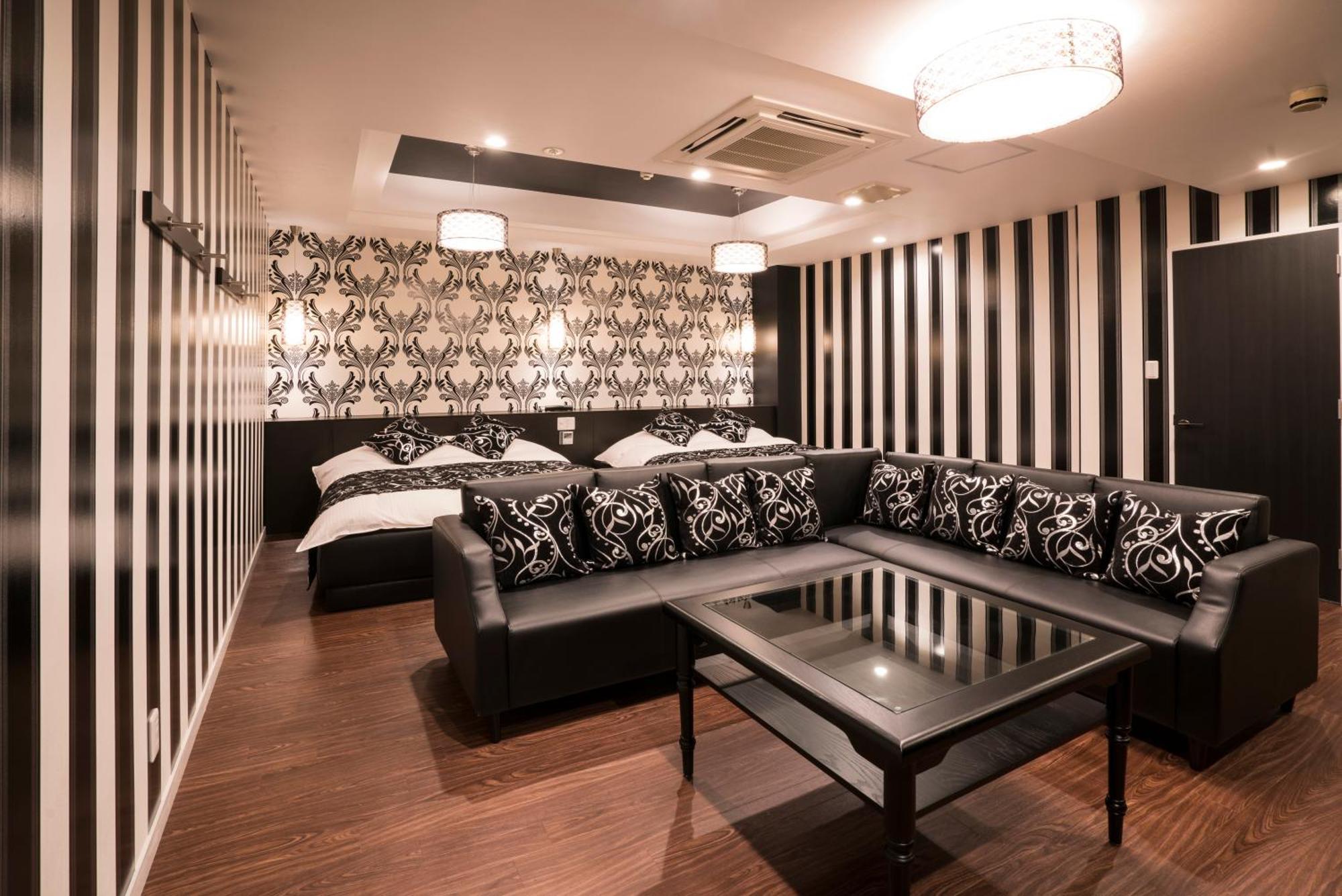 Xenia Amagasaki (Adults Only) Hotel Bagian luar foto
